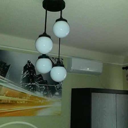 Apartment on Rusanivska Naberezhnaya 22 Kiev Bagian luar foto